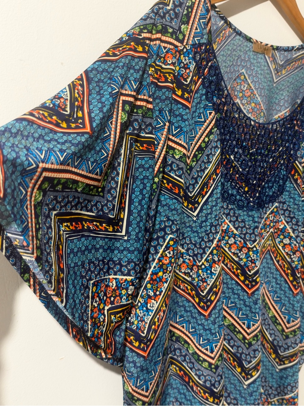 Lavish Teal Chevron Print Tunic with Embellished Scoop Neck - Picture 5 of 6